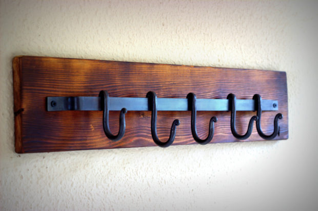 18 Practical Handmade Coat Rack Ideas You Can Produce By Yourself (12)
