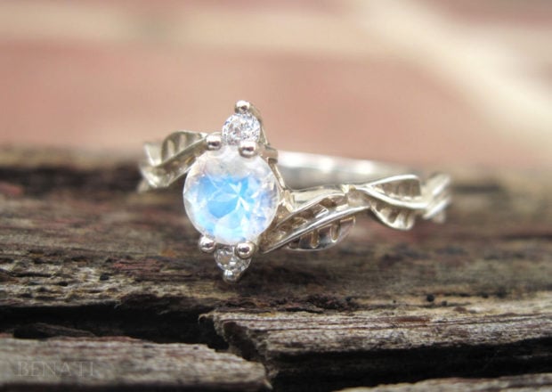 15 Enchanting Handmade Moonstone Jewelry Designs You're Going To Adore (12)