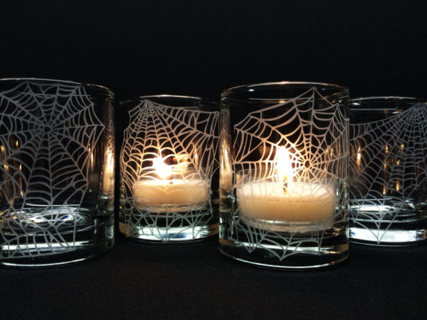 16 Scary And Creative Handmade Halloween Decorations For Your Halloween Party (7)