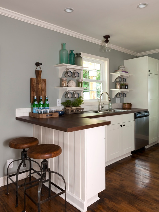 17 Functional Small Kitchen Peninsula Design Ideas - Style Motivation