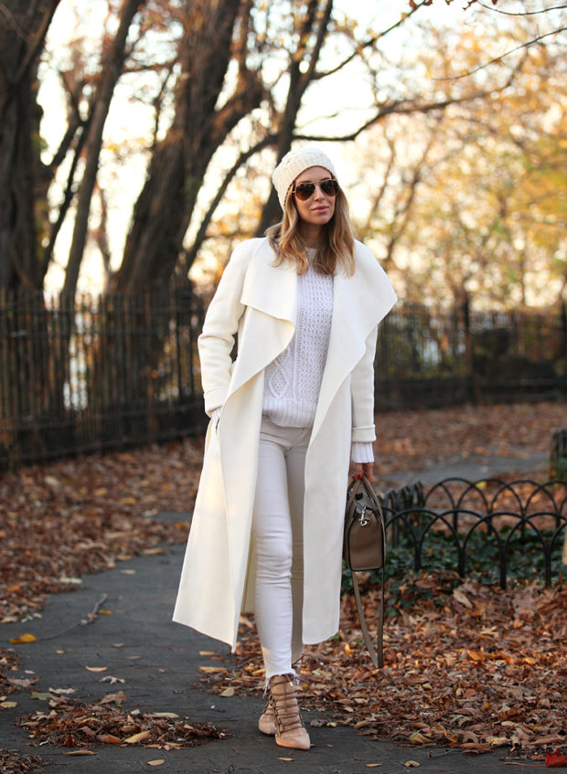 December Fashion Inspiration: 22 Stylish Outfit Ideas by Our Favorite Fashion Bloggers
