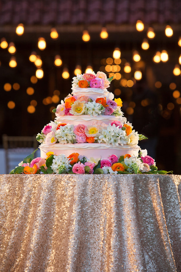 15 Amazing Spring Themed Wedding Cake Ideas