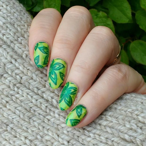 18 Bright Spring Nail Art Ideas in Green Shades