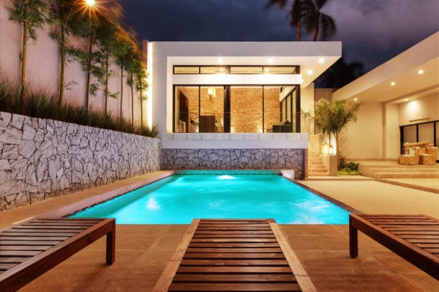 15 Breathtaking Private Swimming Pool Designs That Will Make You Jealous