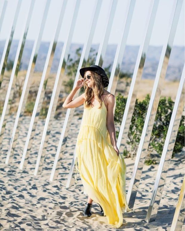 20 Amazing Ideas How To Wear Panama and Floppy Summer Hats