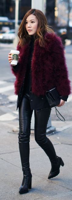15 Chic Fashion Ideas To Rock Leather Pants