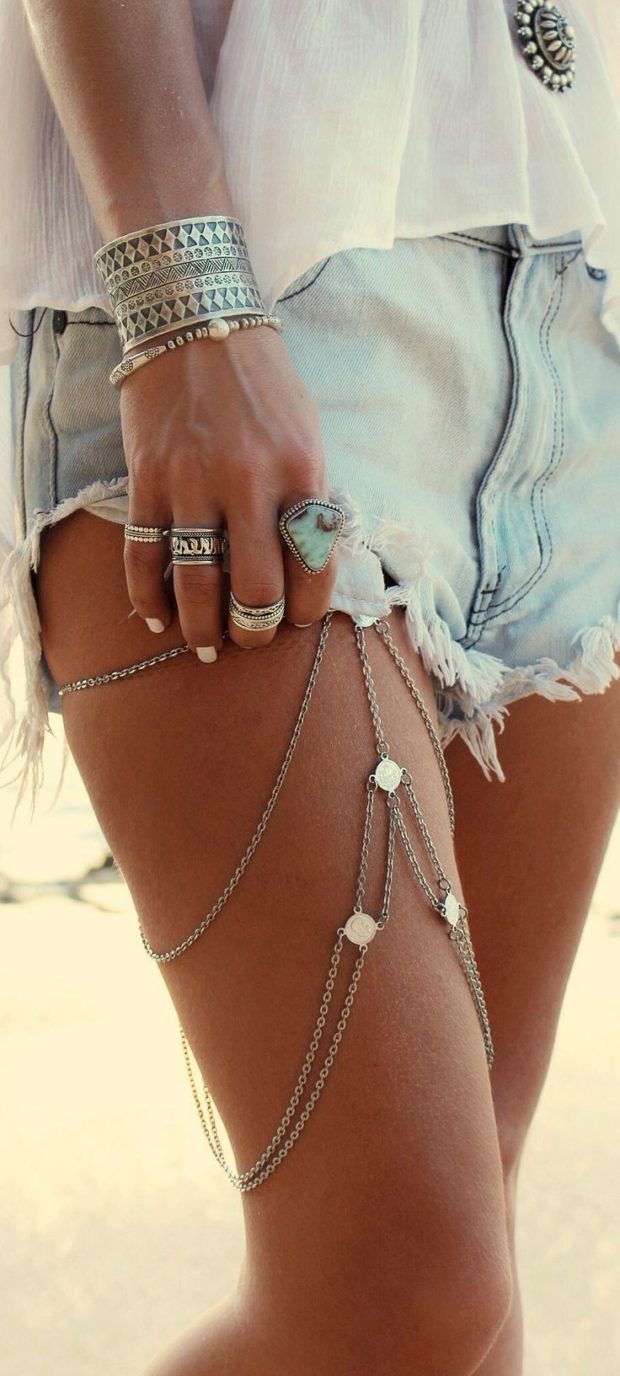 15 Trendy Body Chains For An Impressive Look