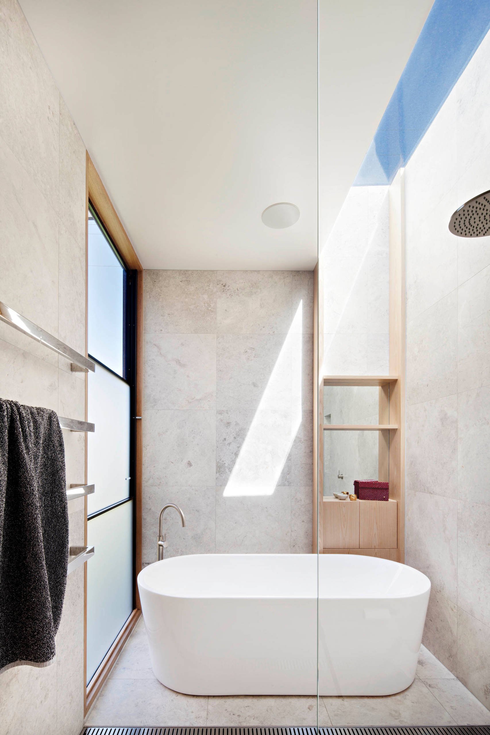 16 Fabulous Modern Bathroom Designs Youre Going To Love