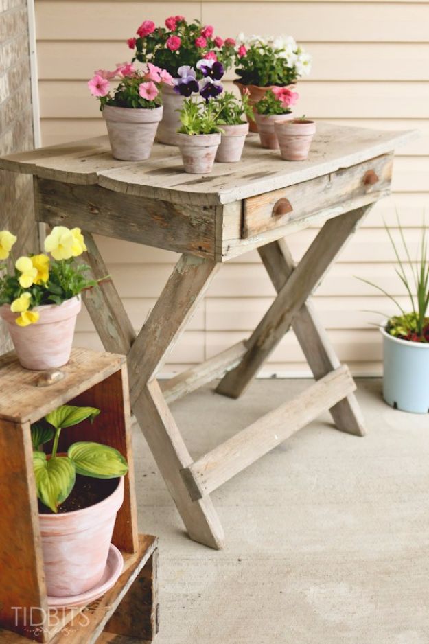 15 Chic DIY Country Decor Projects For A Farmhouse Look In Your Home
