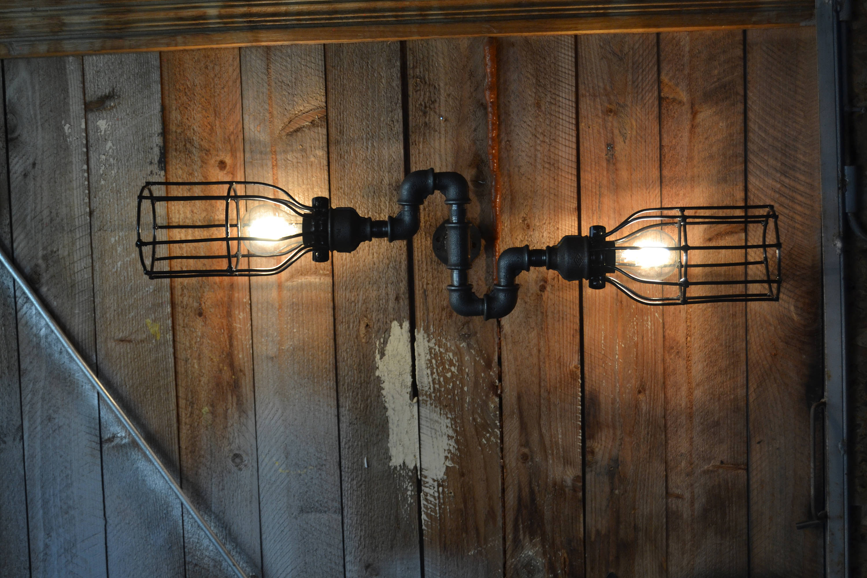 16 Creative Handmade Industrial Lighting Ideas For Your Interior