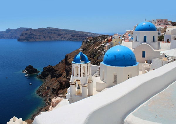 The Top 3 Things to Wear When Island Hopping in Greece’s Cyclades