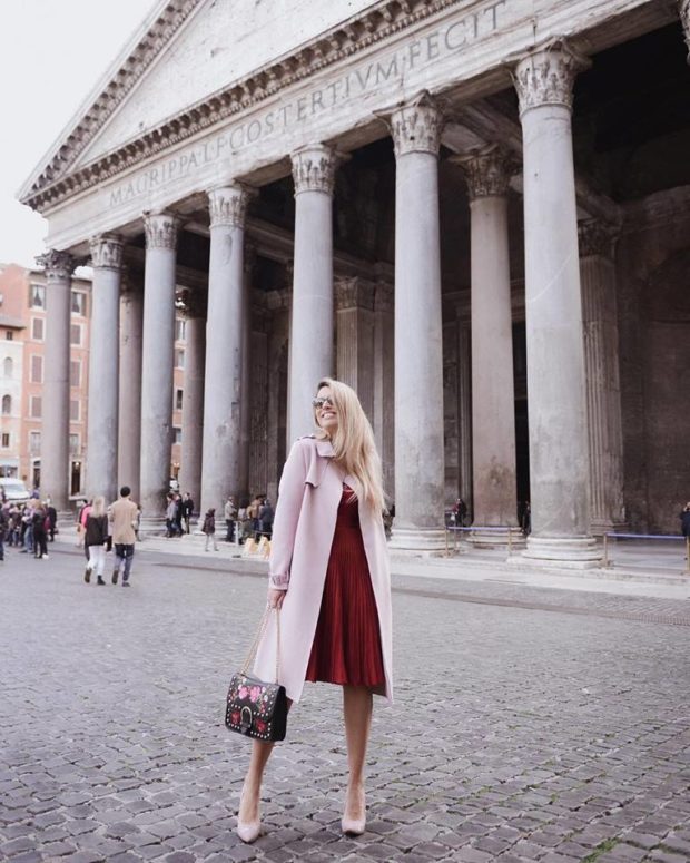 16 Street Style Outfit Ideas for All the Dress Lovers