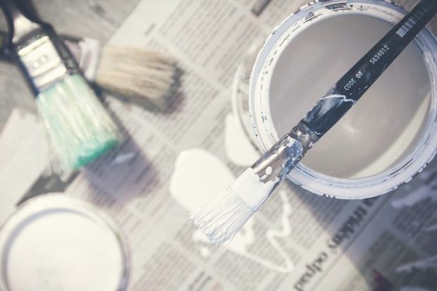 The Toxic Free Home: The Beginner’s Guide to Non Toxic Alternative Paints
