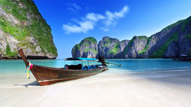 6 Reasons Phuket Is The Best Place To Relax And Enjoy Yourself!