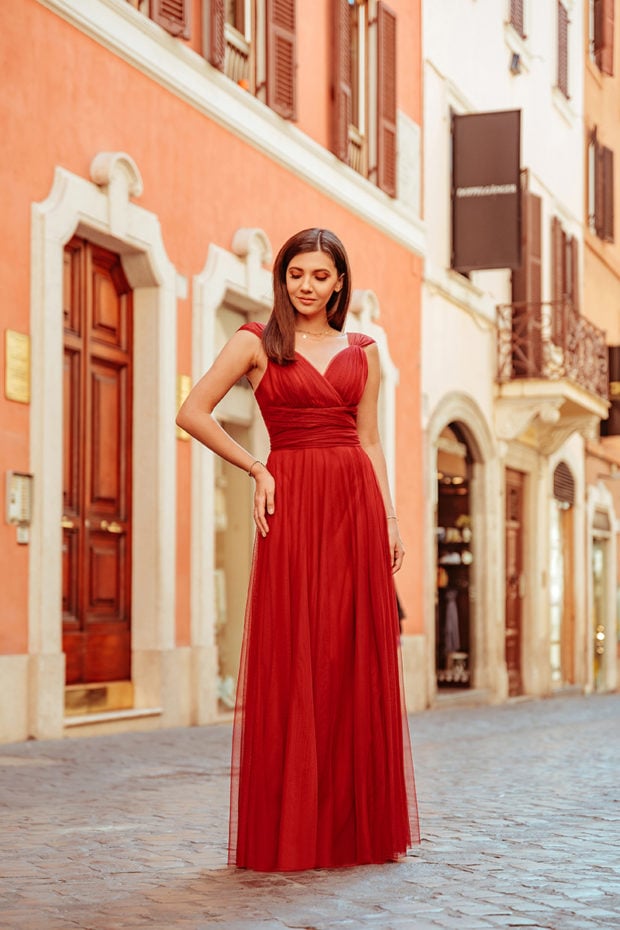 18 Gorgeous Wedding Guest Dresses for Spring/Summer 2019