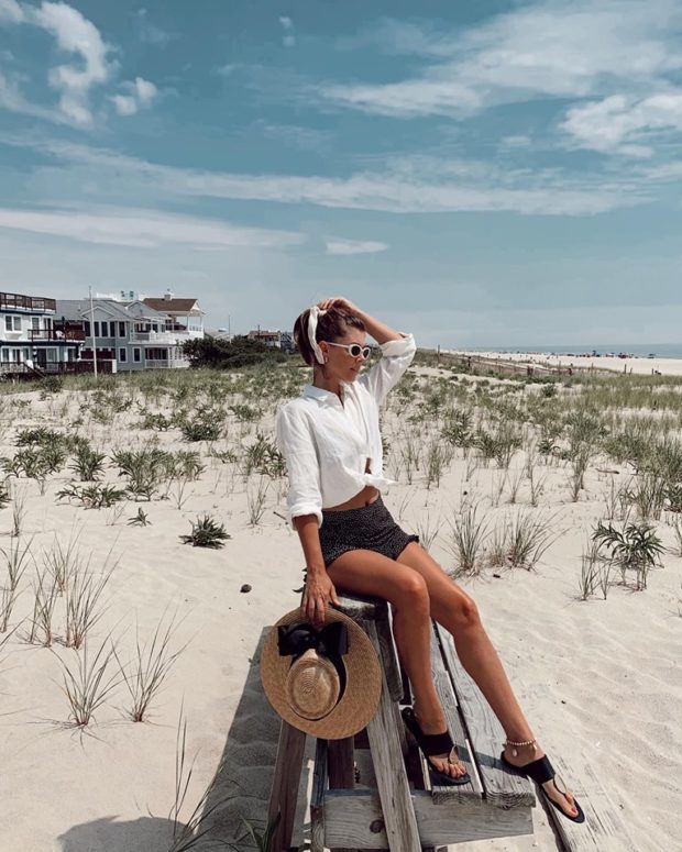 What to Wear for an August Weekend at the Beach: 16 Lovely Ideas