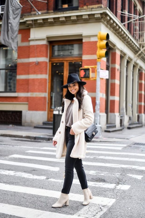The Warm And Chic Winter Staple 13 Ideas How To Style A Teddy Coat
