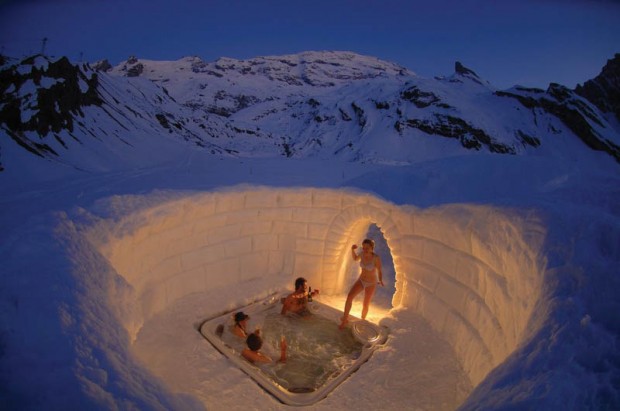 outdoor-hottub-jacuzzi-in-the-matterhorn-mountains