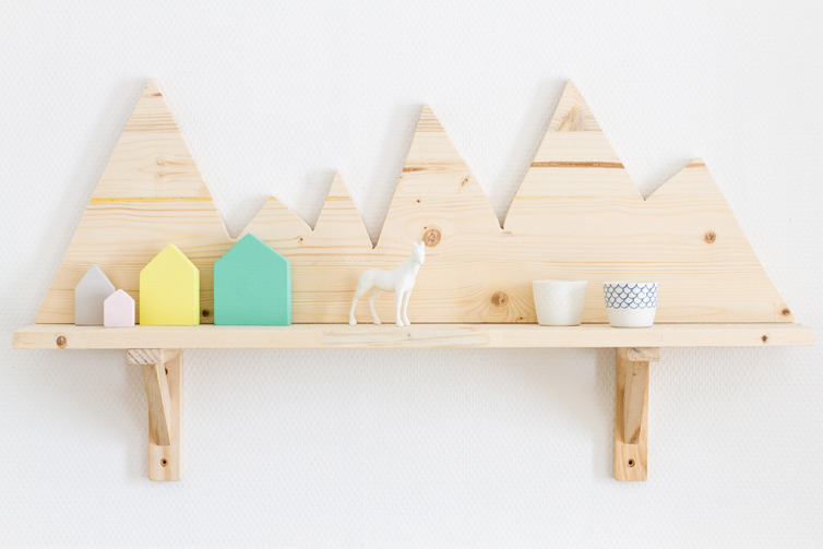 DIY Mountain Wall -