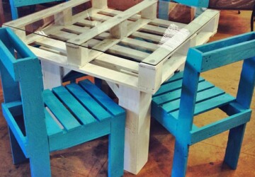 DIY Pallet Furniture Set -