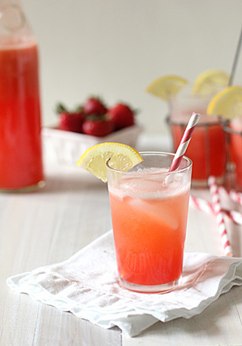 Sparkling Strawberry Lemonade - Strawberry Lemonade, strawberry, lemonade, beverage