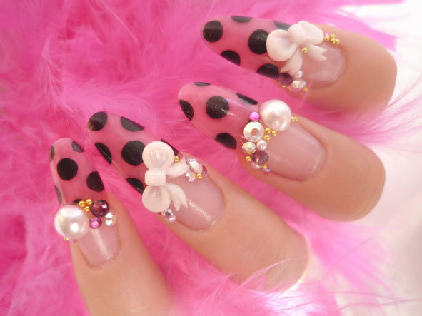 Nails-with-bows-16