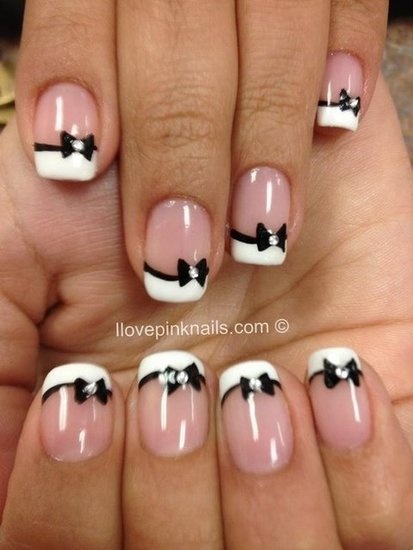 Nails-with-bows-3
