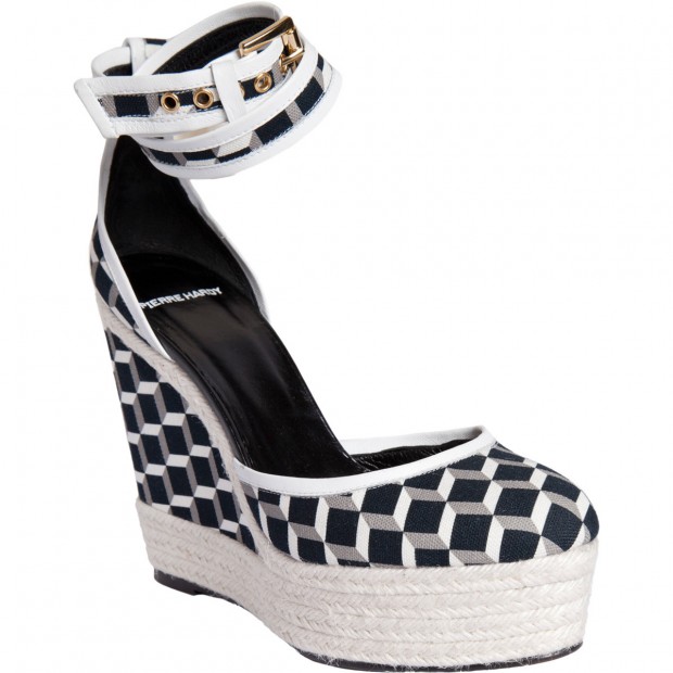 25 Amazing  Wedge Sandals for This Summer (19)