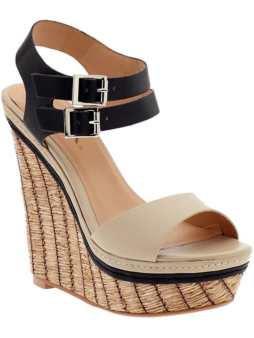 24 Amazing Wedge Sandals for This Summer - Style Motivation