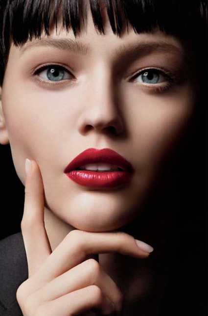 25 glamorous makeup ideas with red lipstick (3)