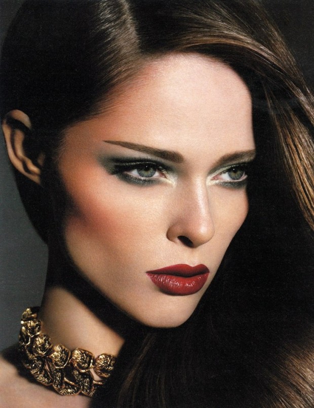 25 glamorous makeup ideas with red lipstick (7)