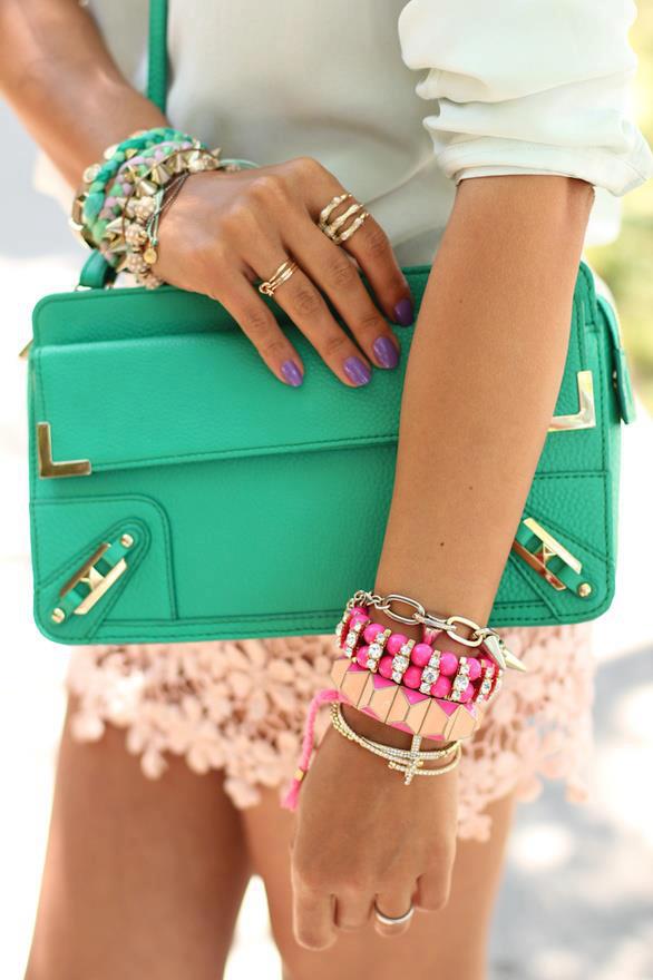 35 Photos of The Hottest Accessories Trends For Summer - Style Motivation