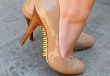 23 Amazing and Easy DIY Shoes and Bags Projects - Woman shoes, Projects, diy, Bags