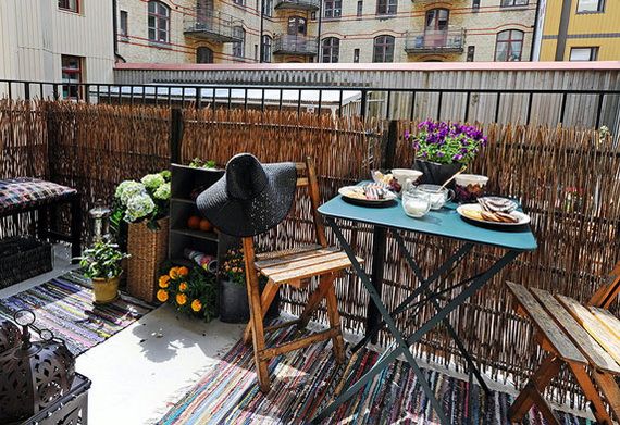 Amazing Decorating Ideas for Small Balcony (19)