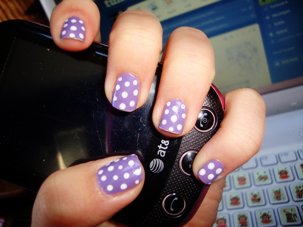 Amazing Dots Nail Art Ideas (24)