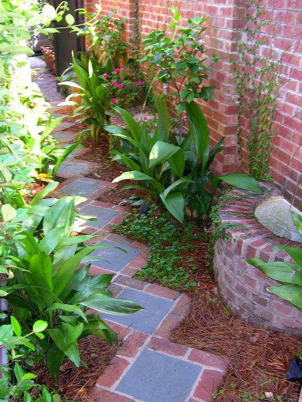 23 Amazing Garden Pathways (12)