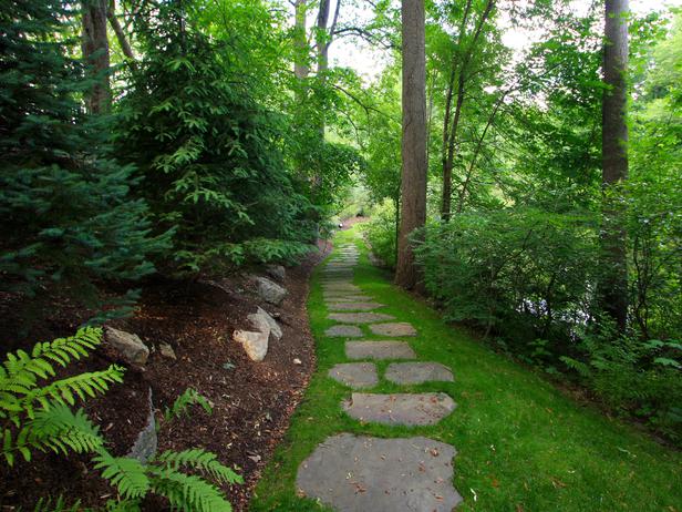 23 Amazing Garden Pathways (17)