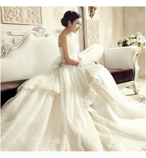 25 Gorgeous Wedding Dresses (2)