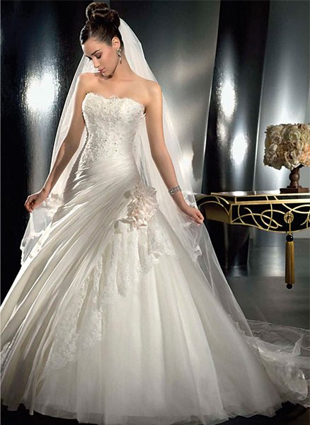 25 Gorgeous Wedding Dresses (3)