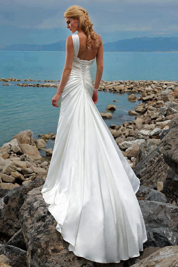 25 Gorgeous Wedding Dresses (7)