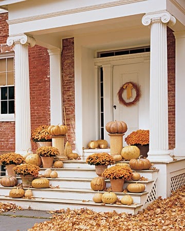 25 Great Fall Porch Decoration Ideas (18)