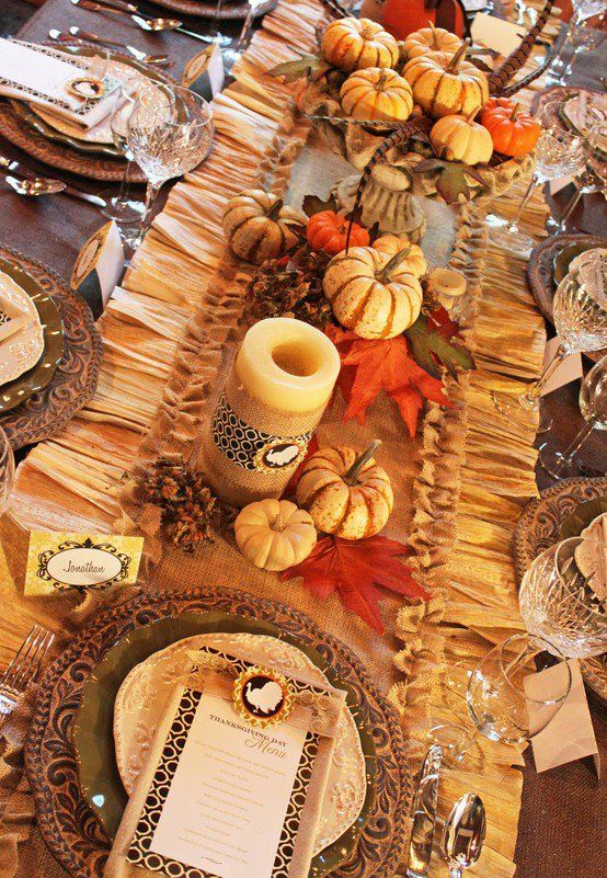 26 Great Fall Table Decorating Ideas (12)
