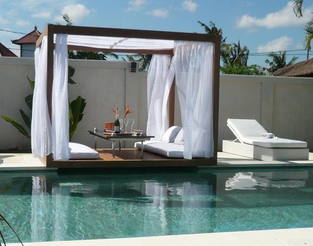 Amazing Poolside Designs Ideas (19)