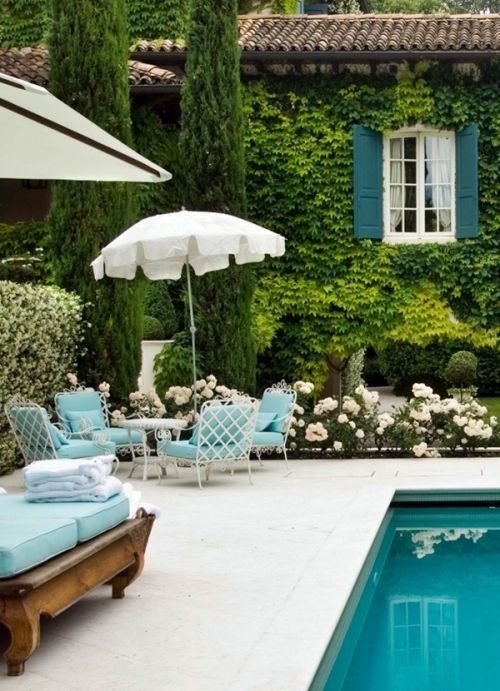 Amazing Poolside Designs Ideas (5)