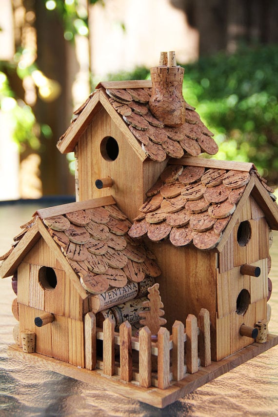 Great DIY Birdhouse Ideas for Your Garden (14)