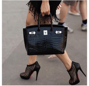 22 Stylish Shoes and Bags Combinations