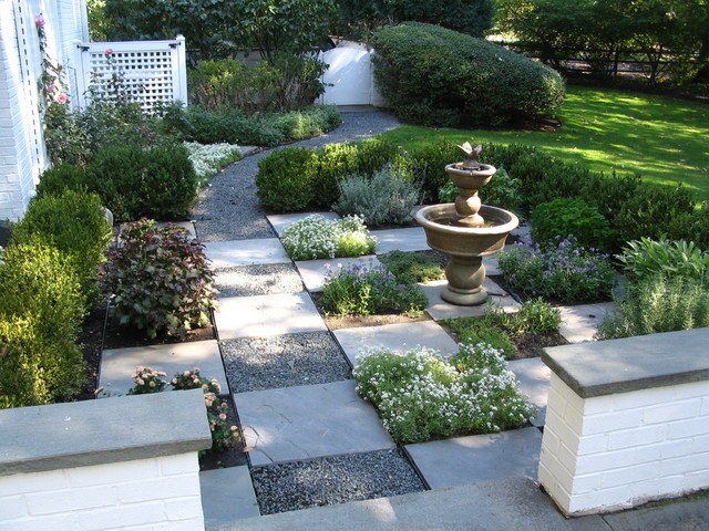 28 Beautiful Small Front Yard Garden Design Ideas