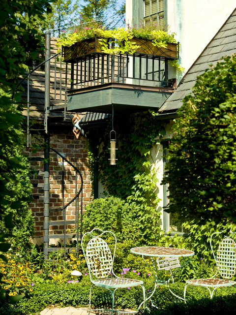 20 Beautiful Balcony Design Ideas (18)