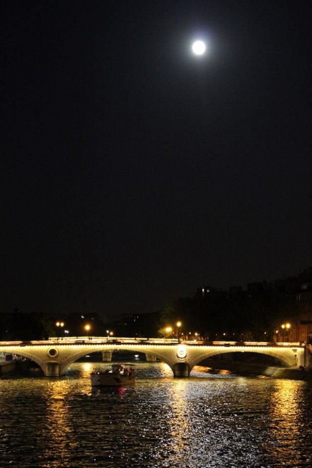 20 Breathtaking Photos of Paris at Night (14)