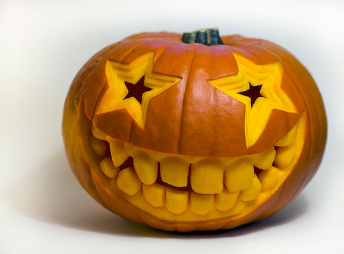 22 Great Creepy Pumpkin Decorations for Halloween  (4)